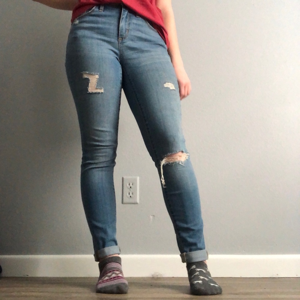 Ripped Medium Wash Skinny Jeans Size 0